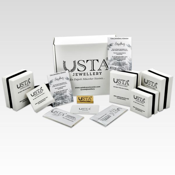 Beyaz Makyajlı Kutup Yıldızı Charm Altın Kolye Ucu